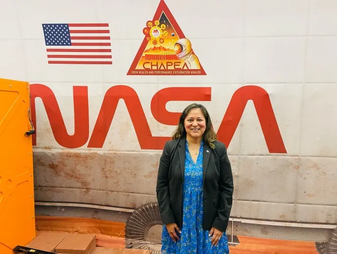 “De la Luna vamos a Marte”, afirma la ingeniera salvadoreña de la NASA